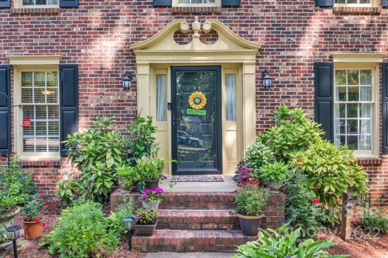 Property image 3 at 16433 Beech Hill Drive, Huntersville, NC 28078