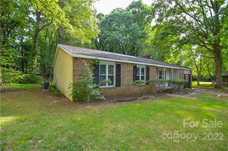 Property image 3 at 6222 Hickory Ridge Lane, Charlotte, NC 28227