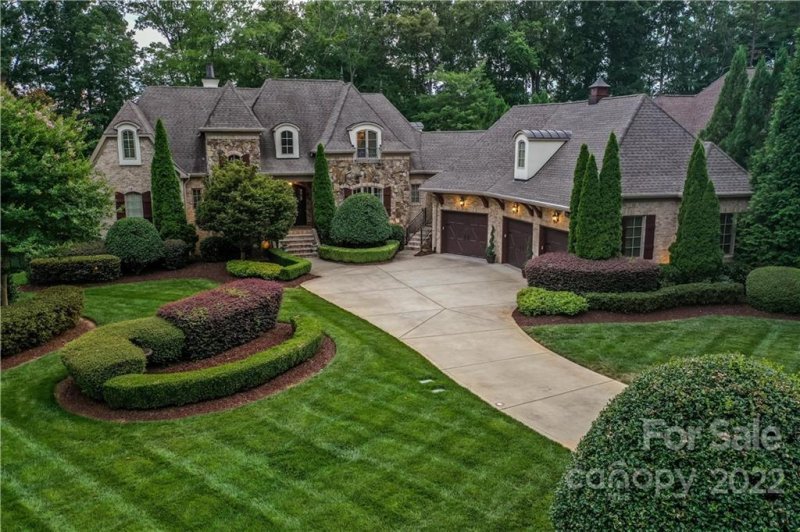 Property image 2 at 725 Beauhaven Lane, Waxhaw, NC 28173