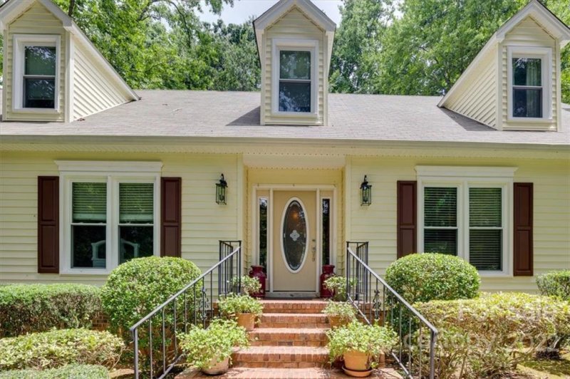 Property image 3 at 1210 Plum Branch Lane, Fort Mill, SC 29715