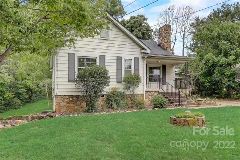 Property image 4 at 7 Elkmont Terrace, Asheville, NC 28804