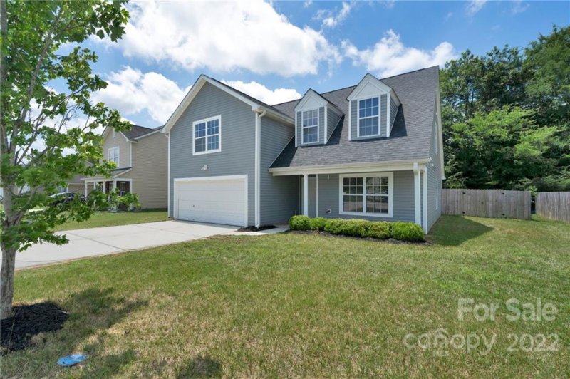 Property image 2 at 565 Gentle Breeze Lane, Rock Hill, SC 29730