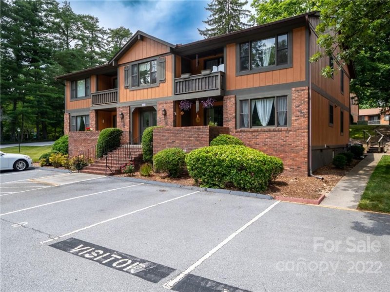 Property image 3 at 1755 Haywood Manor Road, Hendersonville, NC 28791