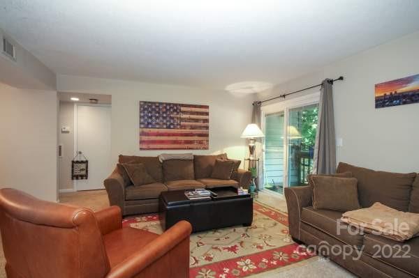 Property image 5 at 5024 Sardis Road, Charlotte, NC 28270