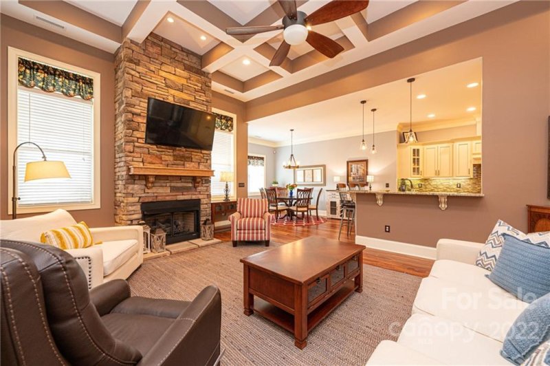 Property image 5 at 5163 Meadow Park Lane, Hickory, NC 28602