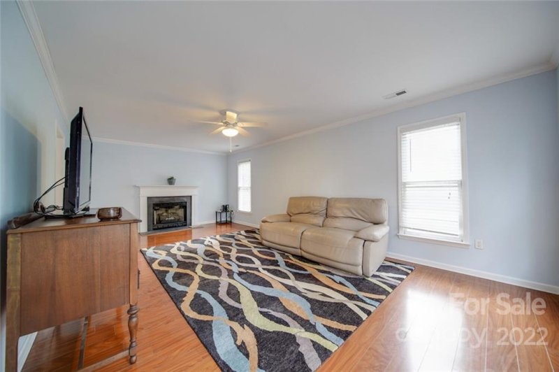 Property image 4 at 7426 Crestside Lane, Charlotte, NC 28227