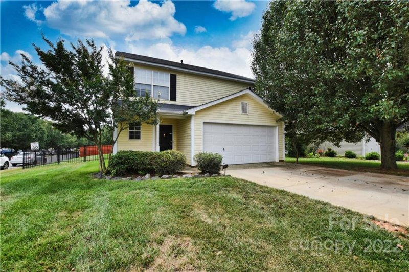 1648 Sandpiper Drive