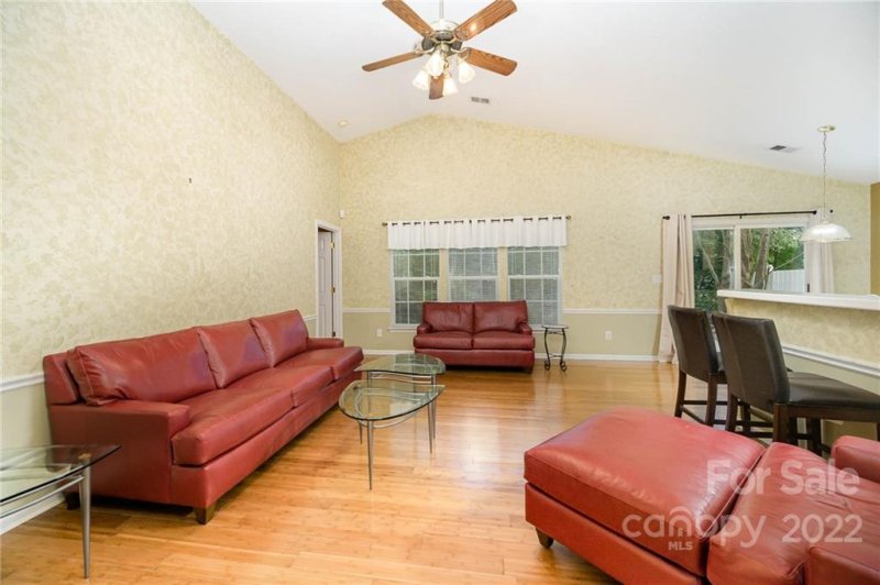 Property image 2 at 1312 Harland Street, Charlotte, NC 28216