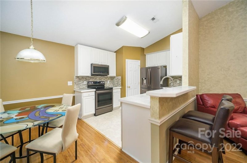 Property image 3 at 1312 Harland Street, Charlotte, NC 28216