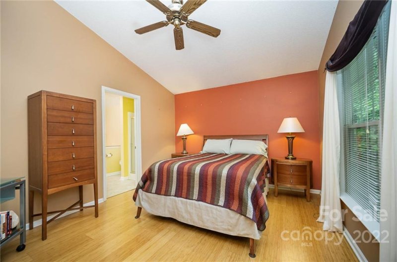 Property image 4 at 1312 Harland Street, Charlotte, NC 28216