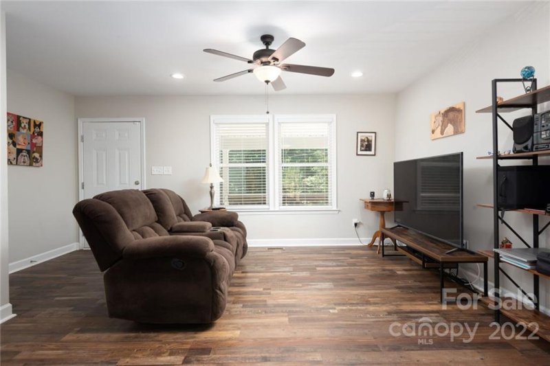 Property image 4 at 3812 Branding Iron Drive, Gastonia, NC 28052