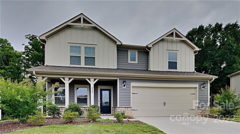 2009 Poplar Ridge Drive