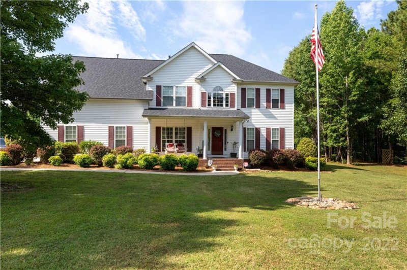 Property image 3 at 409 Galliant Fox Court, York, SC 29745