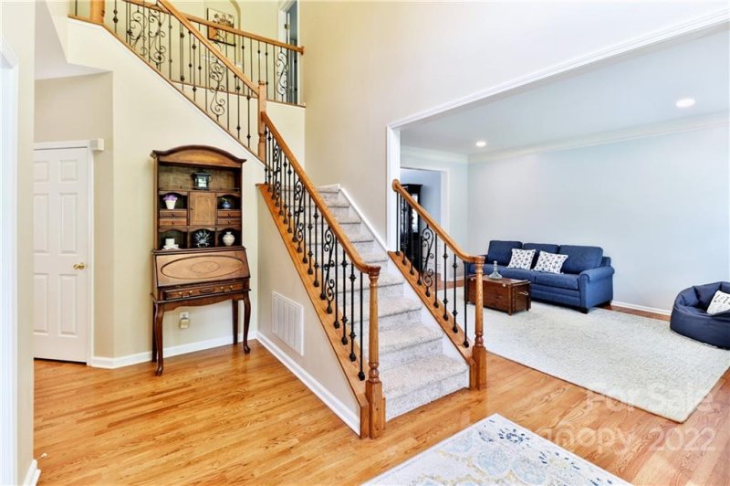 Property image 3 at 15615 Donnington Drive, Charlotte, NC 28277