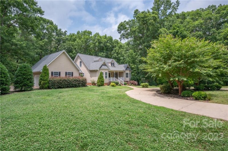 Property image 2 at 230 Washburn Lane, Rutherfordton, NC 28139