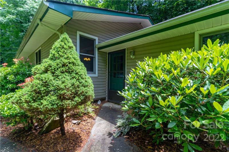 Property image 4 at 408 Moonshine Mountain Road, Burnsville, NC 28714