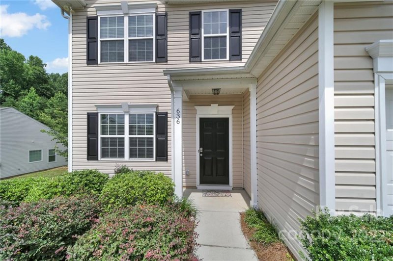 636 Victory Gallop Avenue