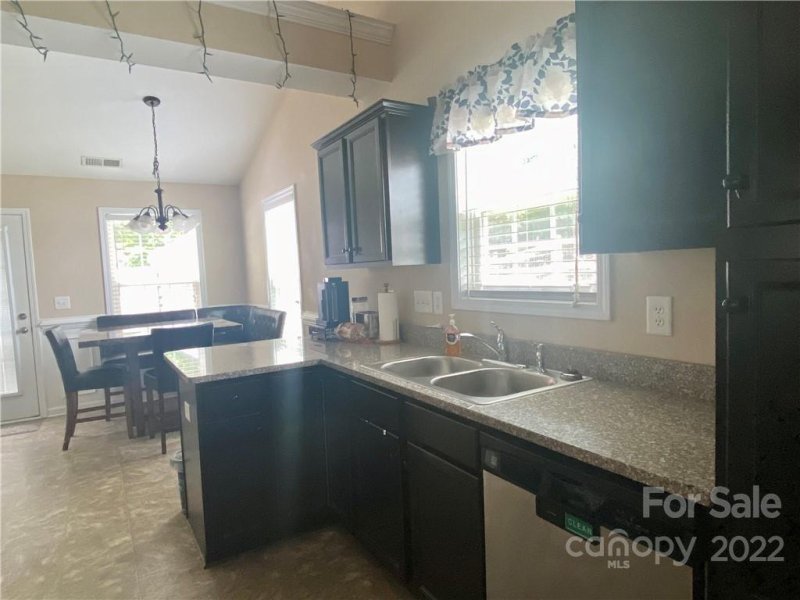 Property image 4 at 270 Makayla Court, Fort Mill, SC 29715