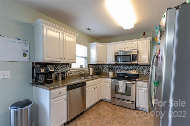 Property image 4 at 24 Torrington Avenue, Fletcher, NC 28732