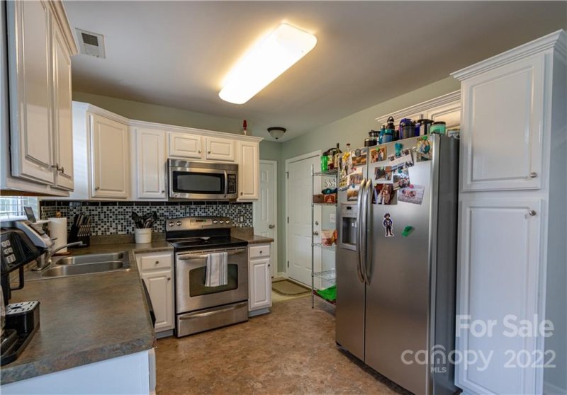 Property image 5 at 24 Torrington Avenue, Fletcher, NC 28732