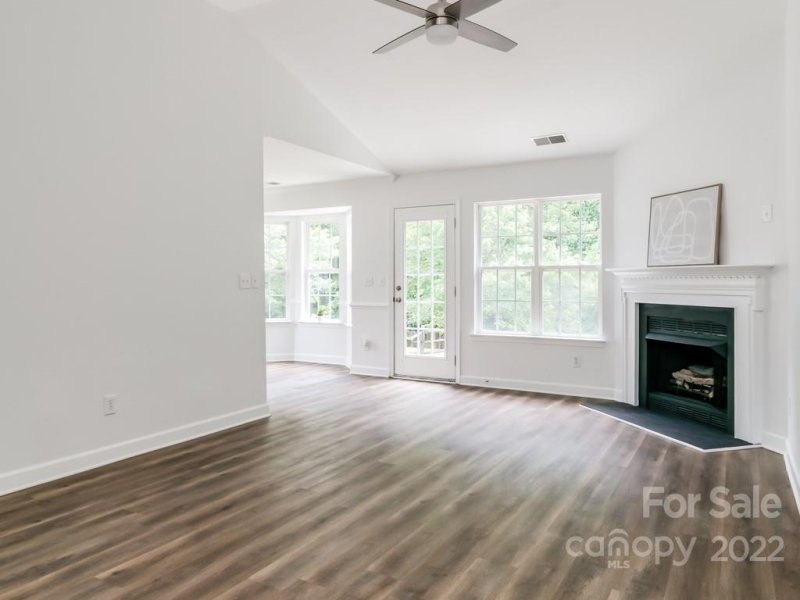 Property image 3 at 1329 Spring View Court, Rock Hill, SC 29732