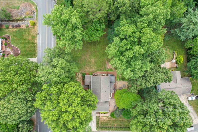 Property image 5 at 1501 Laurel Lane, Gastonia, NC 28054