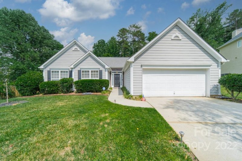 Property image 2 at 8840 Red Tail Court, Charlotte, NC 28269