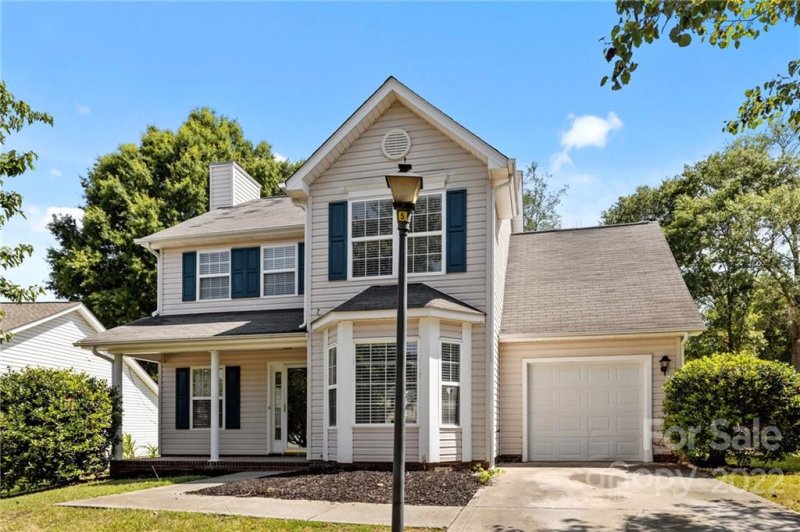 Property image 3 at 8821 Cameron Spring Road, Charlotte, NC 28214