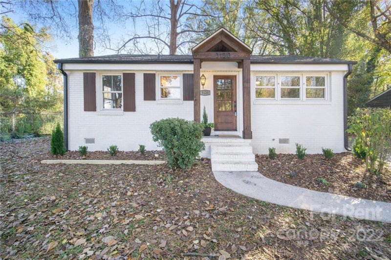 Property image 2 at 3120 Parkway Avenue, Charlotte, NC 28208