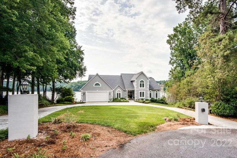 Property image 4 at 59 S Point Lane, Taylorsville, NC 28681