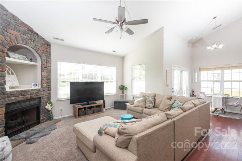 Property image 4 at 917 Murphy Court, Fort Mill, SC 29715