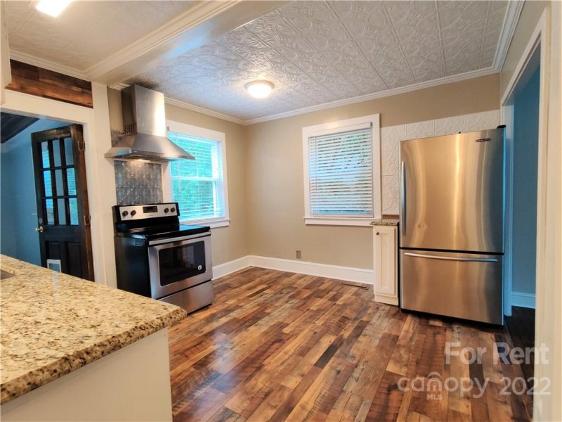 Property image 5 at 3417 Draper Avenue, Charlotte, NC 28205