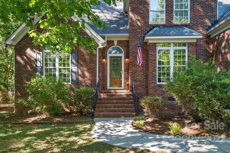 Property image 2 at 2682 Oakhurst Drive, Rock Hill, SC 29732
