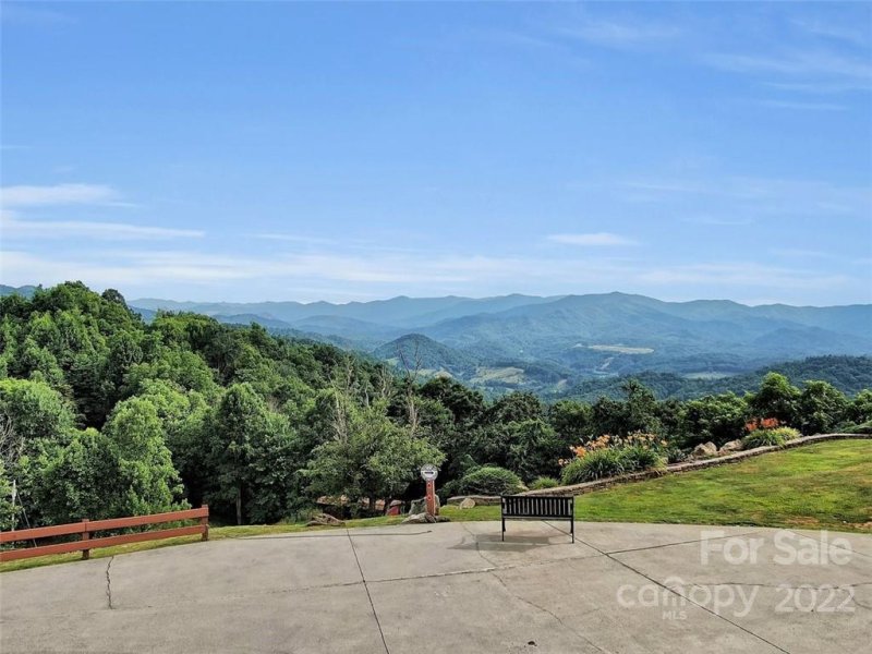 Property image 4 at 1445 Grandeur Heights, Clyde, NC 28721