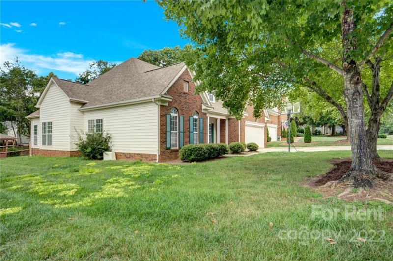 Property image 5 at 9410 Olivia Lane, Charlotte, NC 28277