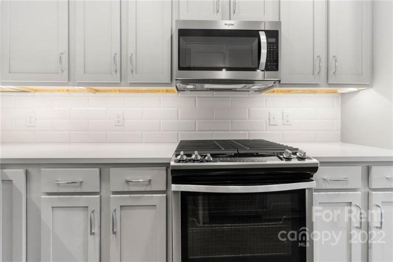 Property image 4 at 2401 Euclid Avenue, Charlotte, NC 28203