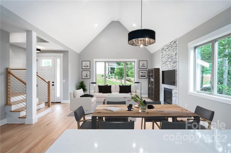 Property image 3 at 32 Ledgestone Drive, Fairview, NC 28730