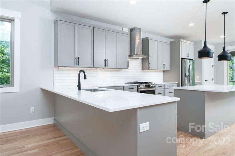 Property image 5 at 32 Ledgestone Drive, Fairview, NC 28730