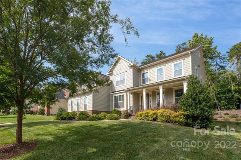 Property image 2 at 147 Monteray Oaks Circle, Fort Mill, SC 29715