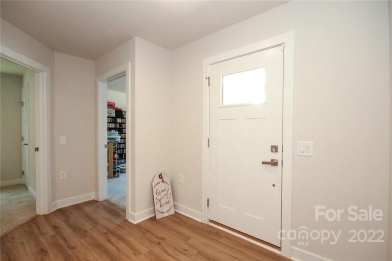 Property image 3 at 4104 Mackinnon Drive, Charlotte, NC 28214