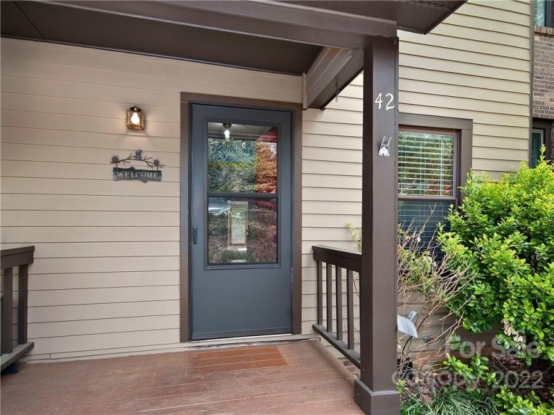 Property image 2 at 16 Spears Avenue, Asheville, NC 28801