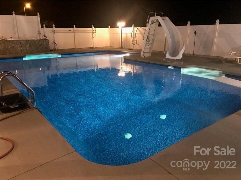 Property image 2 at 100 N River Glen Drive, Morganton, NC 28655