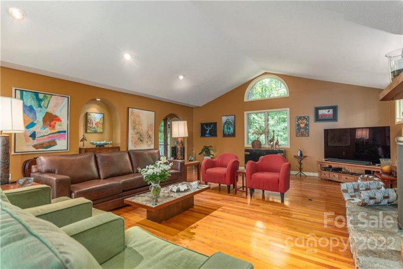 Property image 2 at 71 Laurelwood Lane, Waynesville, NC 28786