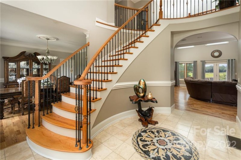 Property image 4 at 419 Ridgeview Hill Drive, Hendersonville, NC 28791