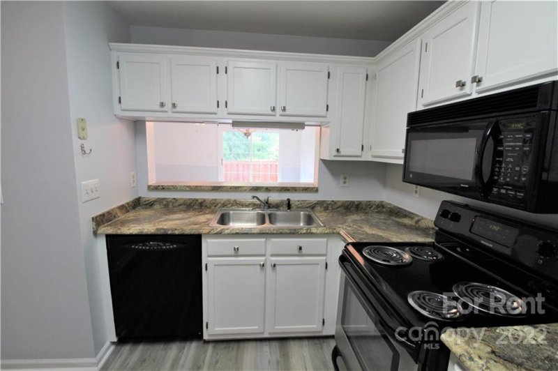 Property image 5 at 1213 Maple Shade Lane, Charlotte, NC 28270