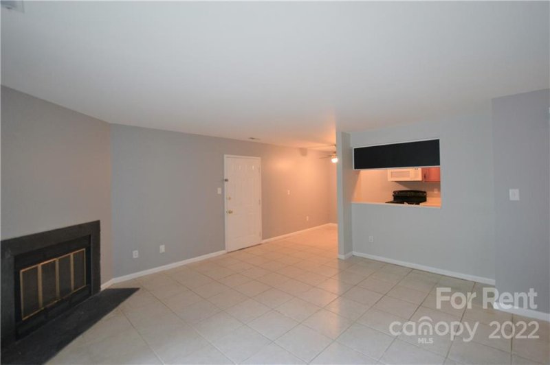 Property image 4 at 9629 Vinca Circle, Charlotte, NC 28213