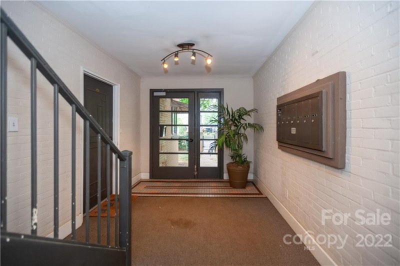 Property image 3 at 2431 Vail Avenue, Charlotte, NC 28207