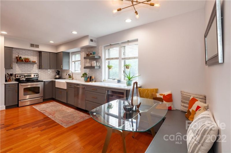 Property image 5 at 2431 Vail Avenue, Charlotte, NC 28207