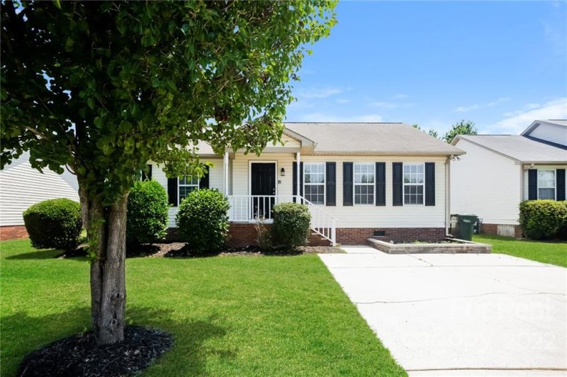 375 Wakemeadow Place