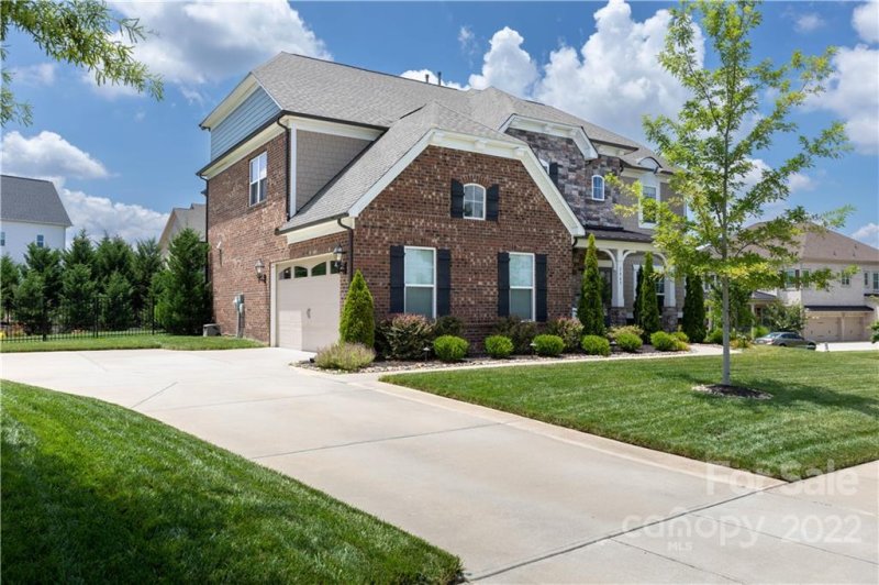 Property image 3 at 2063 Brownwich Drive, Fort Mill, SC 29708